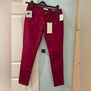 NWT Kensie Jeans You Look Effortless Ankle Biter Skinny Stretch Women 27 Red
